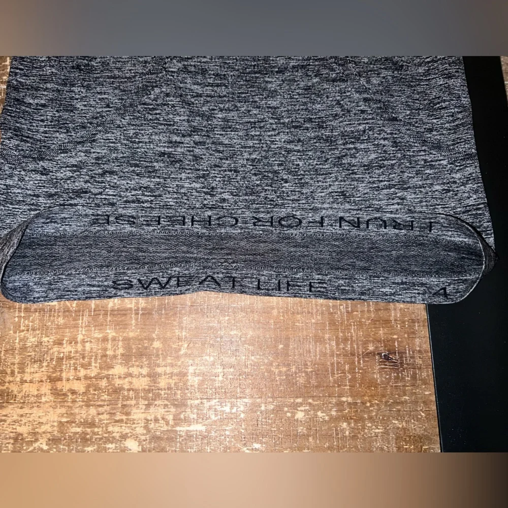 Lululemon Swiftly Tech Racerback - Picture 5 of 8